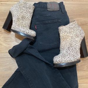 NWOT black Levi’s straight